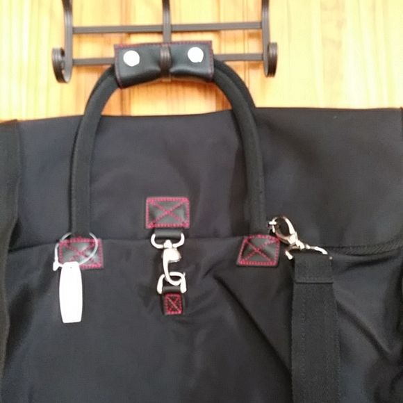 Victoria's Secret Expandable Weekender Overnight Getaway Bag FLAW - Picture 12 of 16